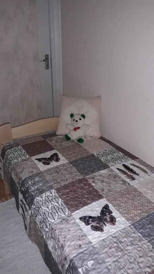 Annika Apartman Eger Esterno foto