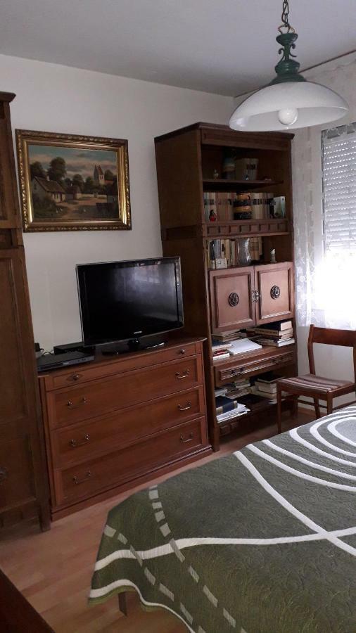 Annika Apartman Eger Esterno foto