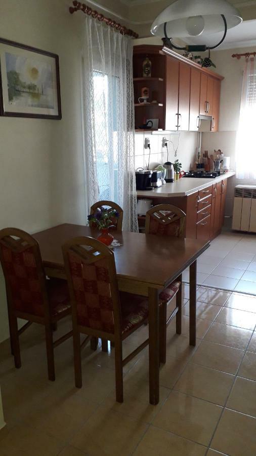 Annika Apartman Eger Esterno foto