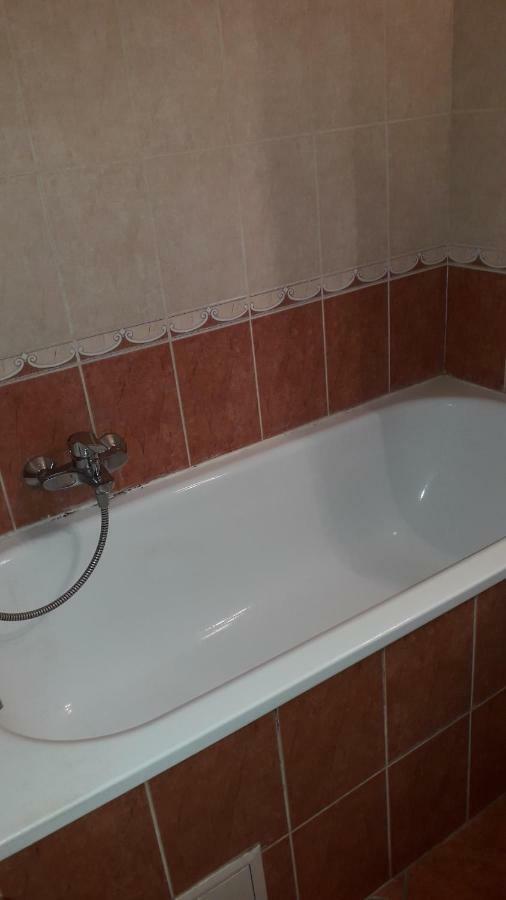 Annika Apartman Eger Esterno foto